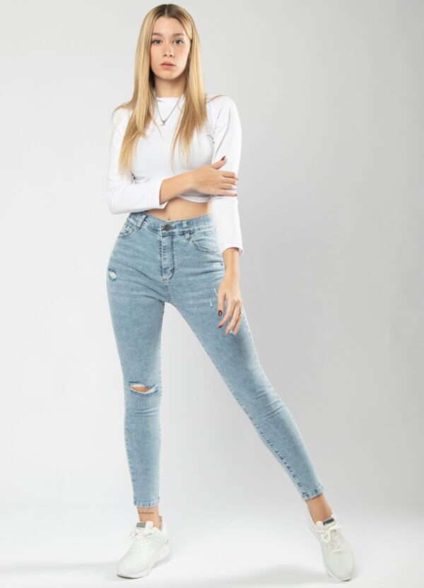 Jean Chupín Elastizado Celeste Nevado Con Roturas, foto 4