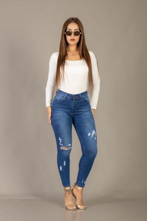 Jean Chupín Elastizado Azul Con Roturas, foto 4